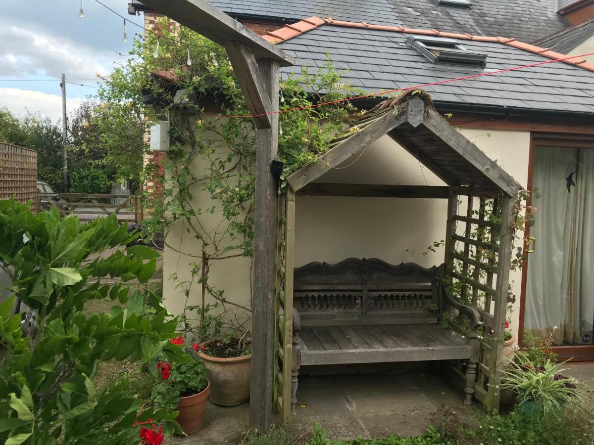 Primrose Villa Self Catering Bnb Monmouth Exteriér fotografie